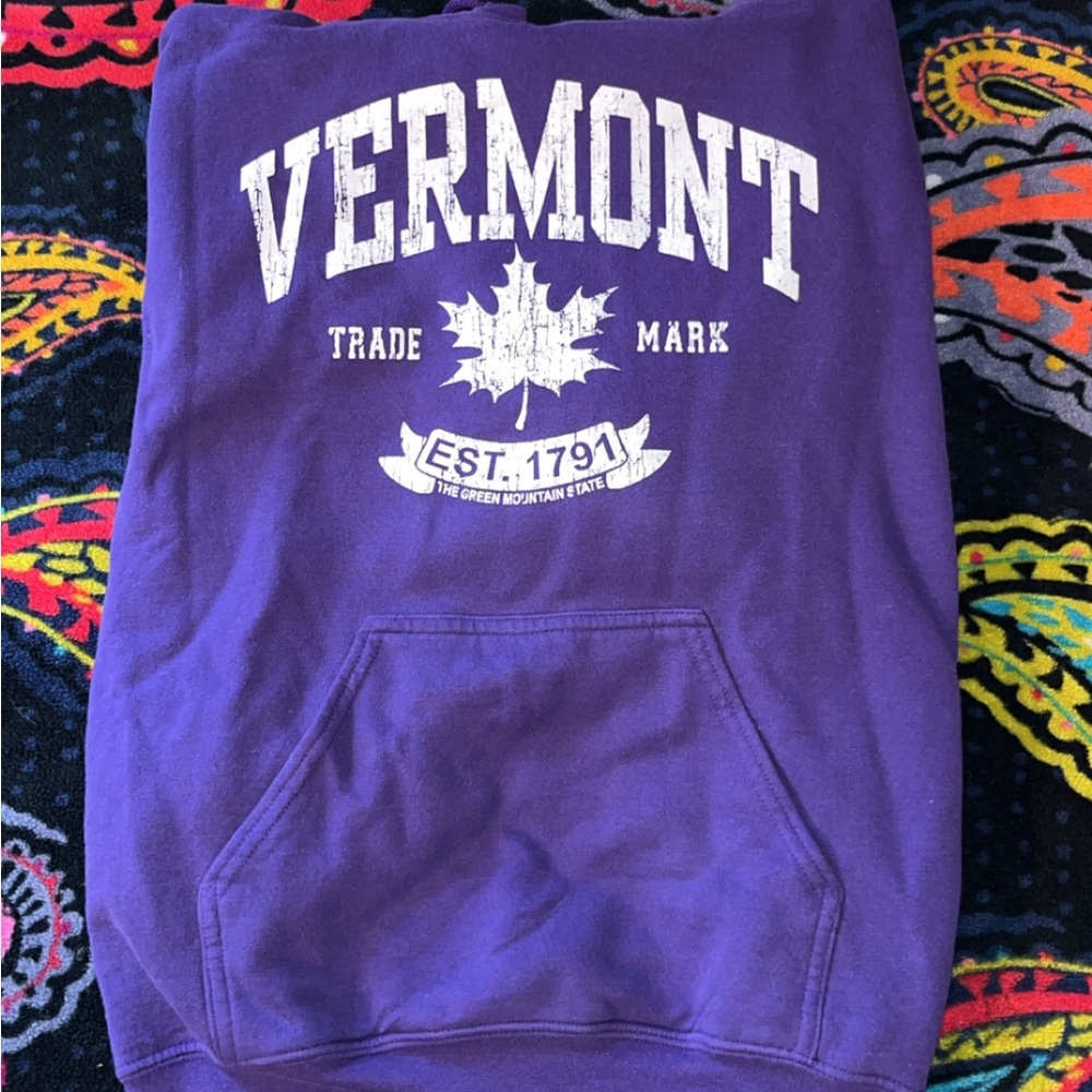 Cute Vermont purple hoodie!